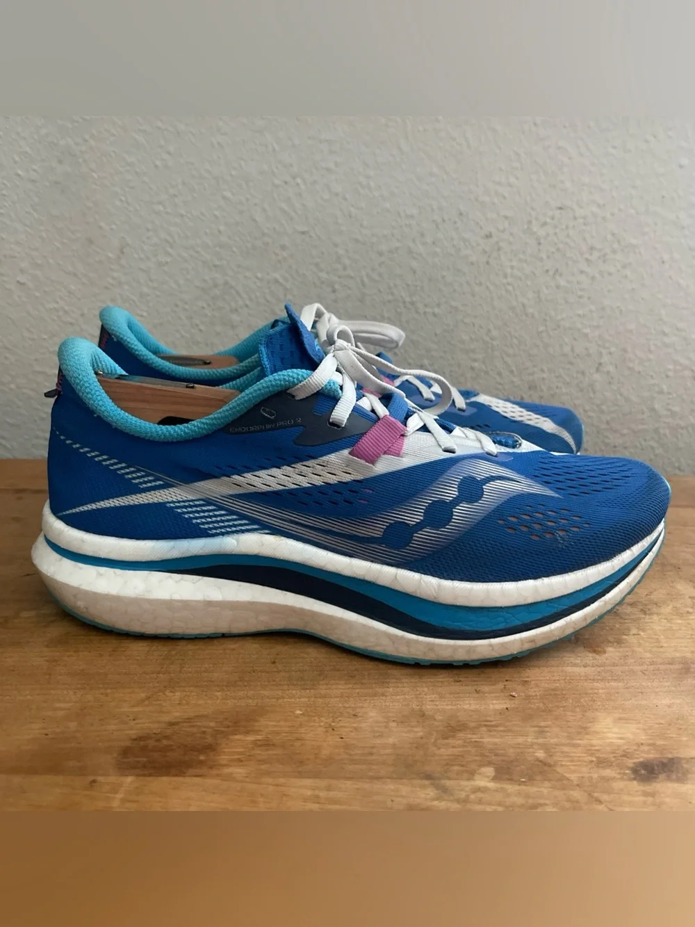 Saucony Women's S10687-30 Endorphin Pro 2 Running Sneaker Shoes Blue/White 8.5
